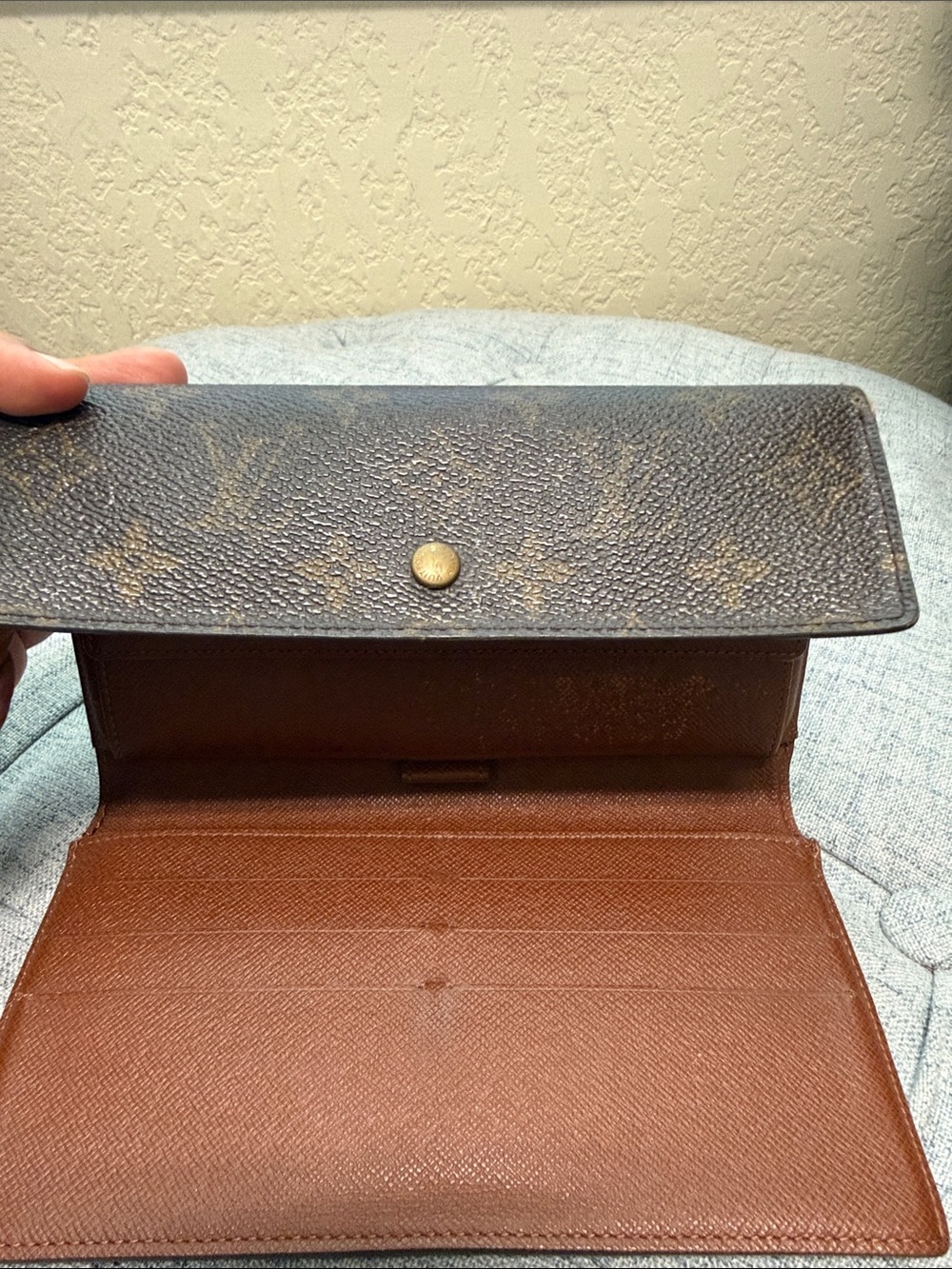 Louis Vuitton Monogram Fold Wallet - Brown Exterior, Tan Monogram